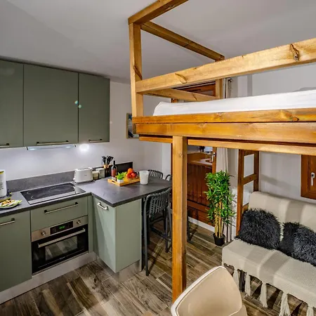 Charming Apt, In-out, Heart - Roche Blanche Апартаменти *