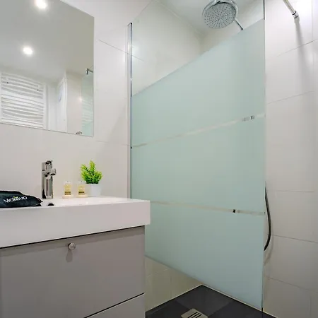 In-out, Heart Val Thorens, Charming Studio, Wifi Апартаменты