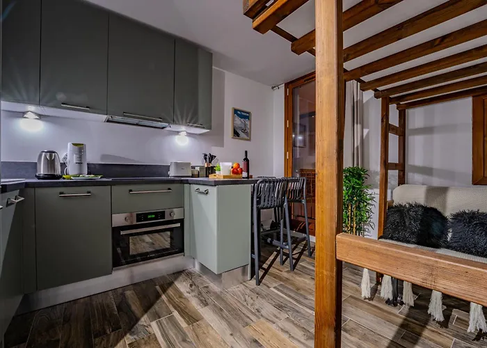 Charming Apt, In-out, Heart - Roche Blanche *