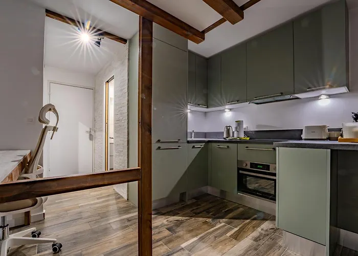 Daire Charming Apt, In-out, Heart - Roche Blanche *